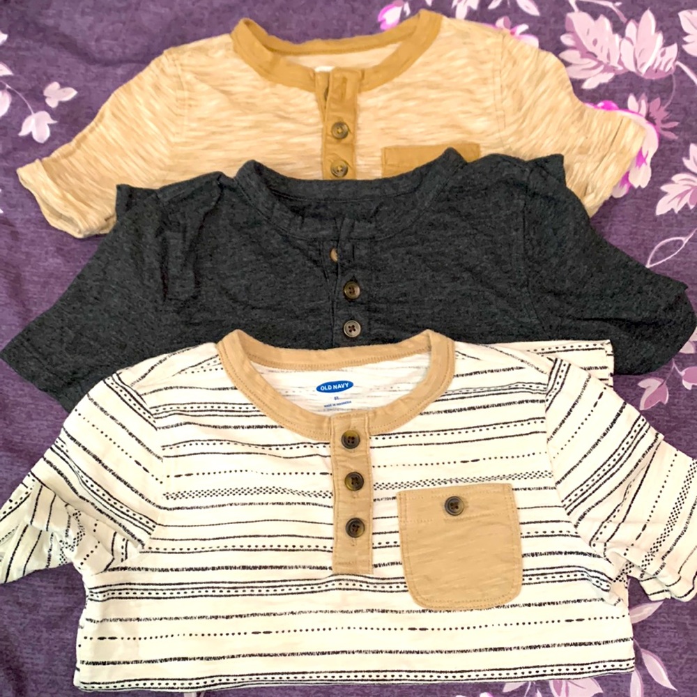 Bundle of 3 Old Navy Henley T size 5t